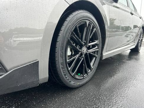 Used 2025 Toyota Camry SE FWD image 13
