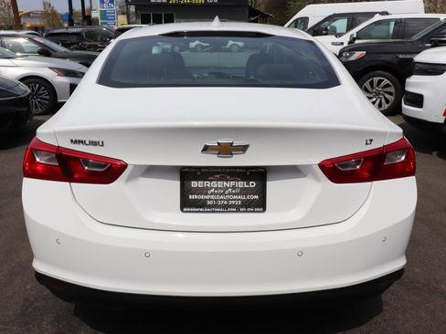 Used 2024 Chevrolet Malibu LT image 4