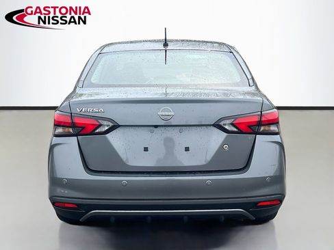 Used 2025 Nissan Versa S w/ Trunk Package image 7