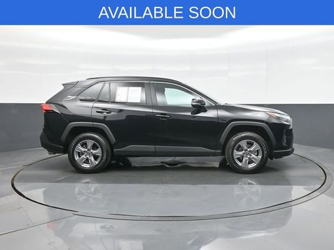 Used 2024 Toyota RAV4 XLE w/ Convenience Package image 8