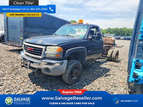 Used 2004 GMC Sierra 3500 W/T RWD image 1