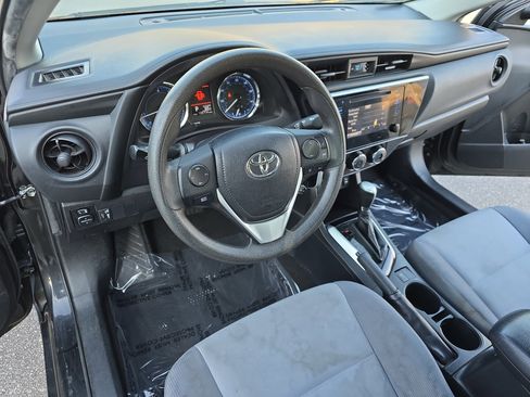Used 2019 Toyota Corolla LE image 16