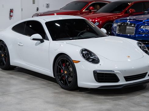 Used 2017 Porsche 911 Carrera S image 8