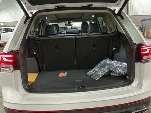 New 2026 Volkswagen Atlas SEL image 19