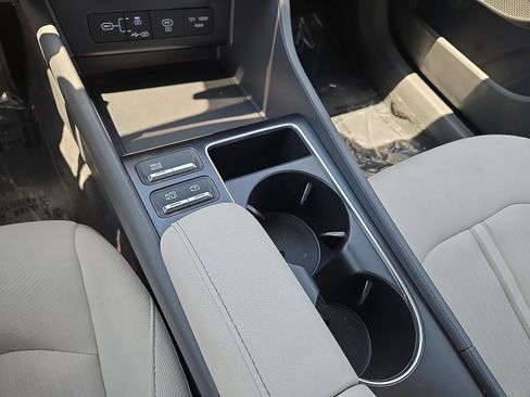 Used 2025 Hyundai Sonata SEL FWD image 29