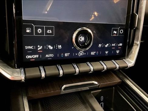 Used 2025 GMC Acadia Denali w/ Super Cruise Package AWD/4WD image 31