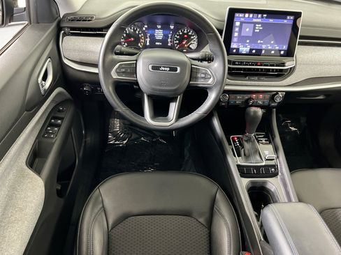 Used 2022 Jeep Compass Latitude w/ Convenience Group AWD/4WD image 21