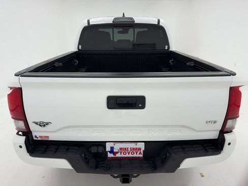 Used 2019 Toyota Tacoma TRD Off-Road image 39