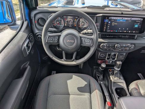 Used 2026 Jeep Wrangler Unlimited Rubicon w/ Safety Group AWD/4WD image 16