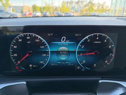 Used 2022 Mercedes-Benz GLB 250 4MATIC image 16