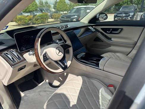 Used 2022 Mercedes-Benz S 580 4MATIC Sedan image 9
