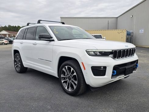Used 2022 Jeep Grand Cherokee Overland image 4