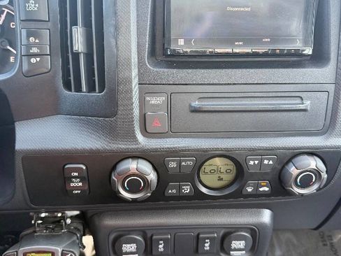 Used 2014 Honda Ridgeline SE image 16