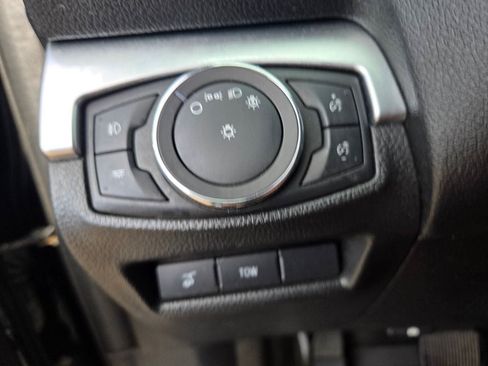 Used 2018 Ford Explorer Sport w/ Equipment Group 401A AWD/4WD image 31