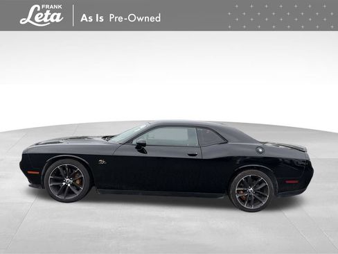 Used 2018 Dodge Challenger R/T w/ Performance Handling Group RWD image 3