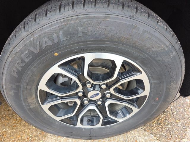 Used 2024 Ford Expedition Max XLT RWD image 11