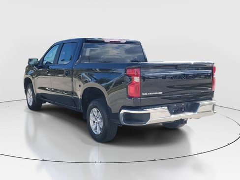 Used 2025 Chevrolet Silverado 1500 LT image 5