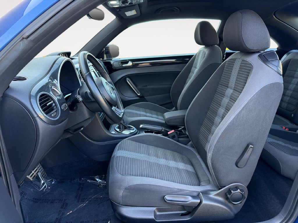 Used 2014 Volkswagen Beetle R-Line FWD image 14