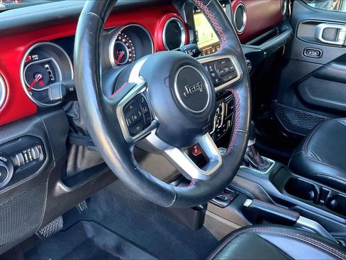Used 2019 Jeep Wrangler Unlimited Rubicon AWD/4WD image 14
