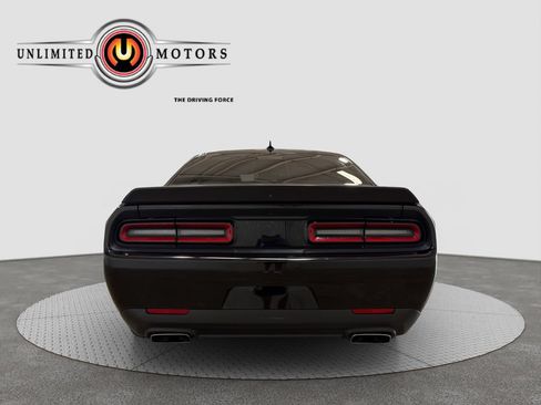 Used 2022 Dodge Challenger R/T Scat Pack RWD image 13