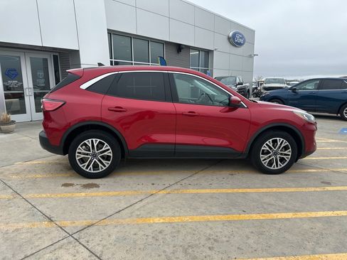 Used 2022 Ford Escape SEL AWD/4WD image 8