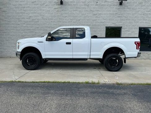Used 2015 Ford F150 XL w/ Equipment Group 101A Mid AWD/4WD image 5