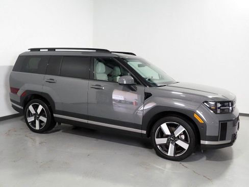 Used 2025 Hyundai Santa Fe Limited image 1