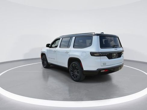 New 2026 Jeep Grand Wagoneer Summit AWD/4WD image 6