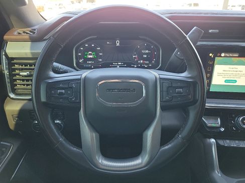 Used 2024 GMC Sierra 2500 Denali w/ Technology Package image 19