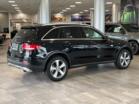 Used 2019 Mercedes-Benz GLC 300 image 3