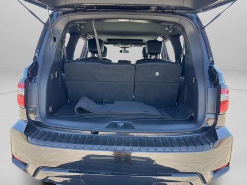Used 2022 Nissan Armada SL w/ Midnight Edition Package image 44