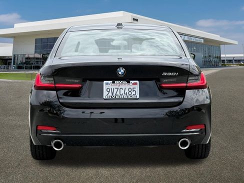 Used 2026 BMW 330i Sedan w/ Driving Assistance Package RWD image 9