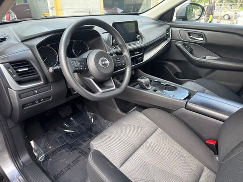 Used 2024 Nissan Rogue SV FWD image 37