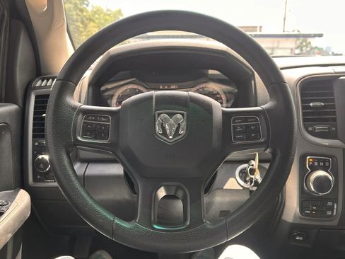 Used 2017 RAM 1500 Express w/ Express Value Package AWD/4WD image 25
