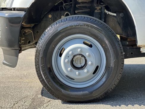 Used 2015 Ford F350 XL w/ Power Equipment Group image 7