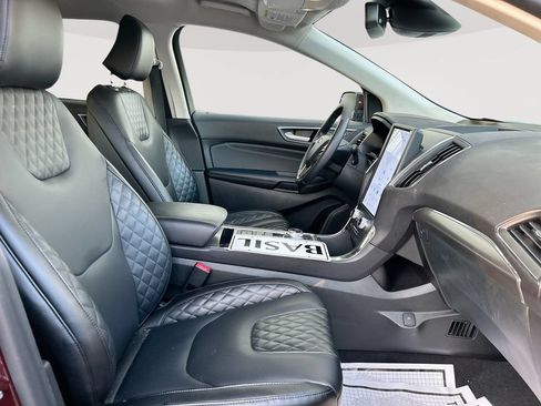 Used 2023 Ford Edge Titanium w/ Equipment Group 301A AWD/4WD image 28