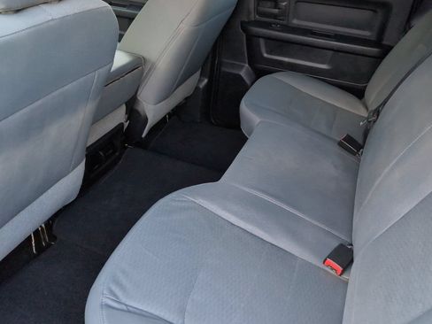 Used 2016 RAM 3500 Tradesman w/ Chrome Appearance Group AWD/4WD image 12
