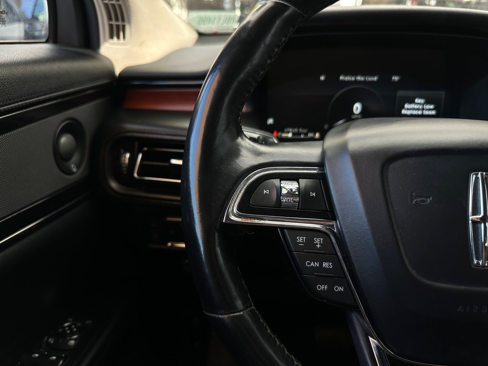 Used 2021 Lincoln Nautilus Reserve FWD image 23