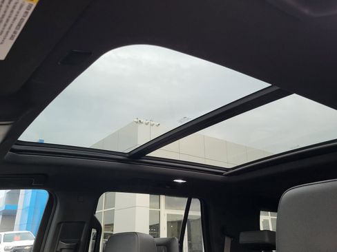 Used 2021 Chevrolet Tahoe LT w/ Rear Media and Nav Package image 18