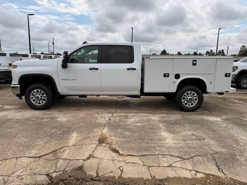 New 2026 Chevrolet Silverado 2500 W/T w/ WT Convenience Package AWD/4WD image 2