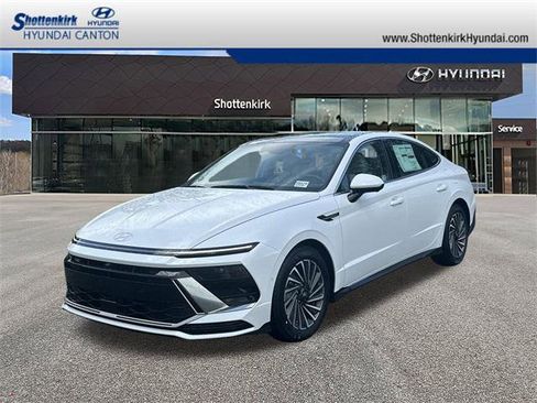 New 2025 Hyundai Sonata Limited image 1