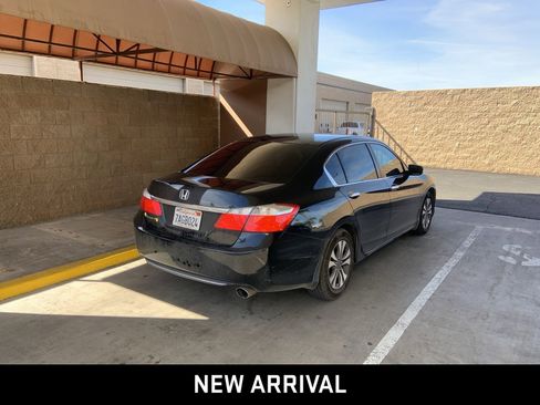 Used 2013 Honda Accord LX image 4