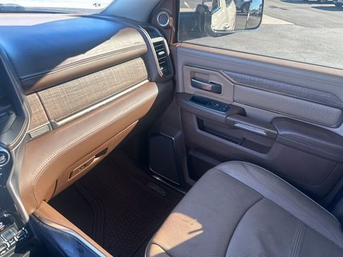Used 2022 RAM 2500 Limited image 12