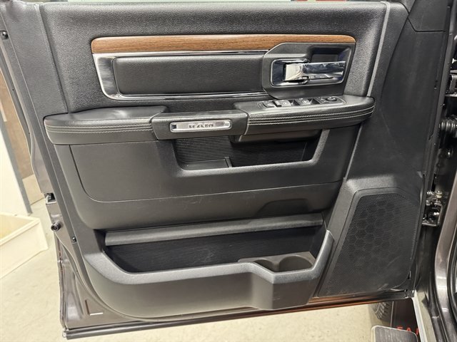Used 2015 RAM 2500 Laramie AWD/4WD image 21