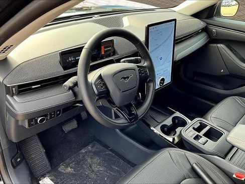 New 2025 Ford Mustang Mach-E Premium image 20