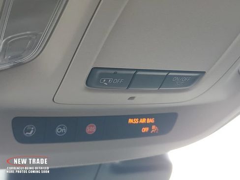 Certified 2023 Buick Envision Essence AWD/4WD image 31