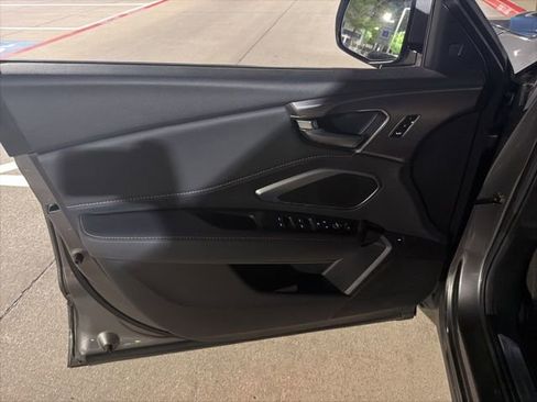 Used 2025 Acura RDX SH-AWD image 11