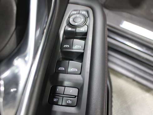 Used 2021 Chevrolet Tahoe RST w/ Luxury Package AWD/4WD image 7