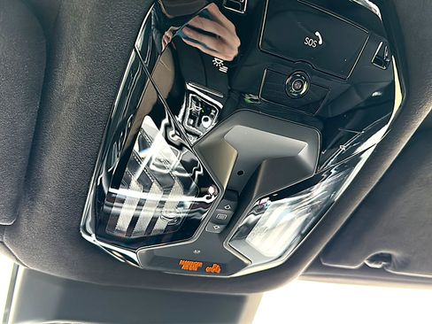New 2026 BMW 740i RWD image 28