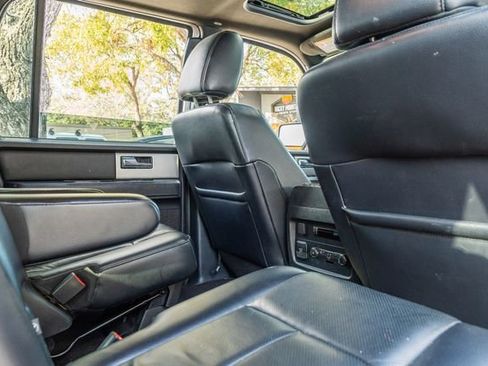 Used 2017 Ford Expedition Limited w/ Equipment Group 301A image 42